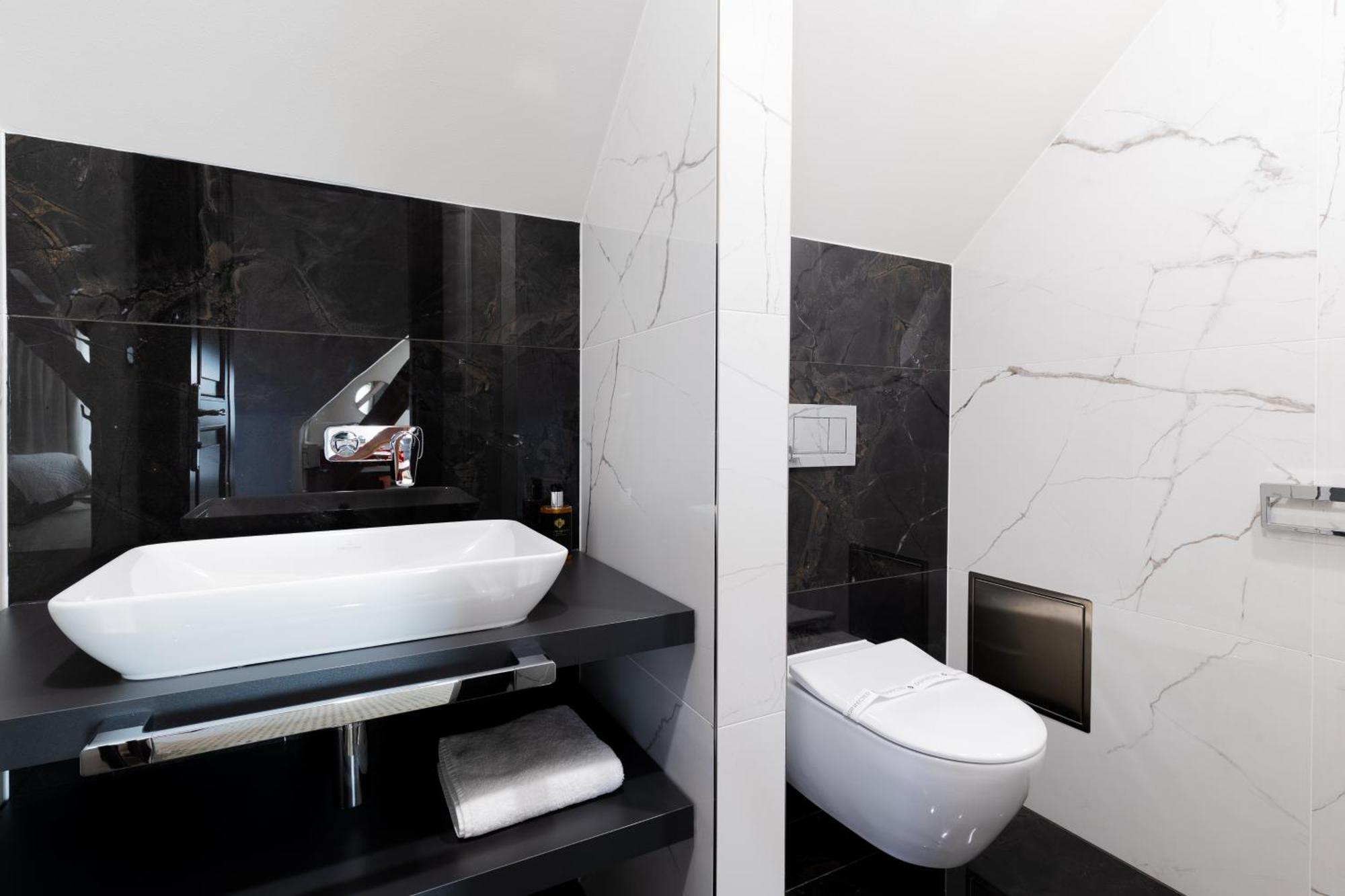 Hotel Ikona 3*