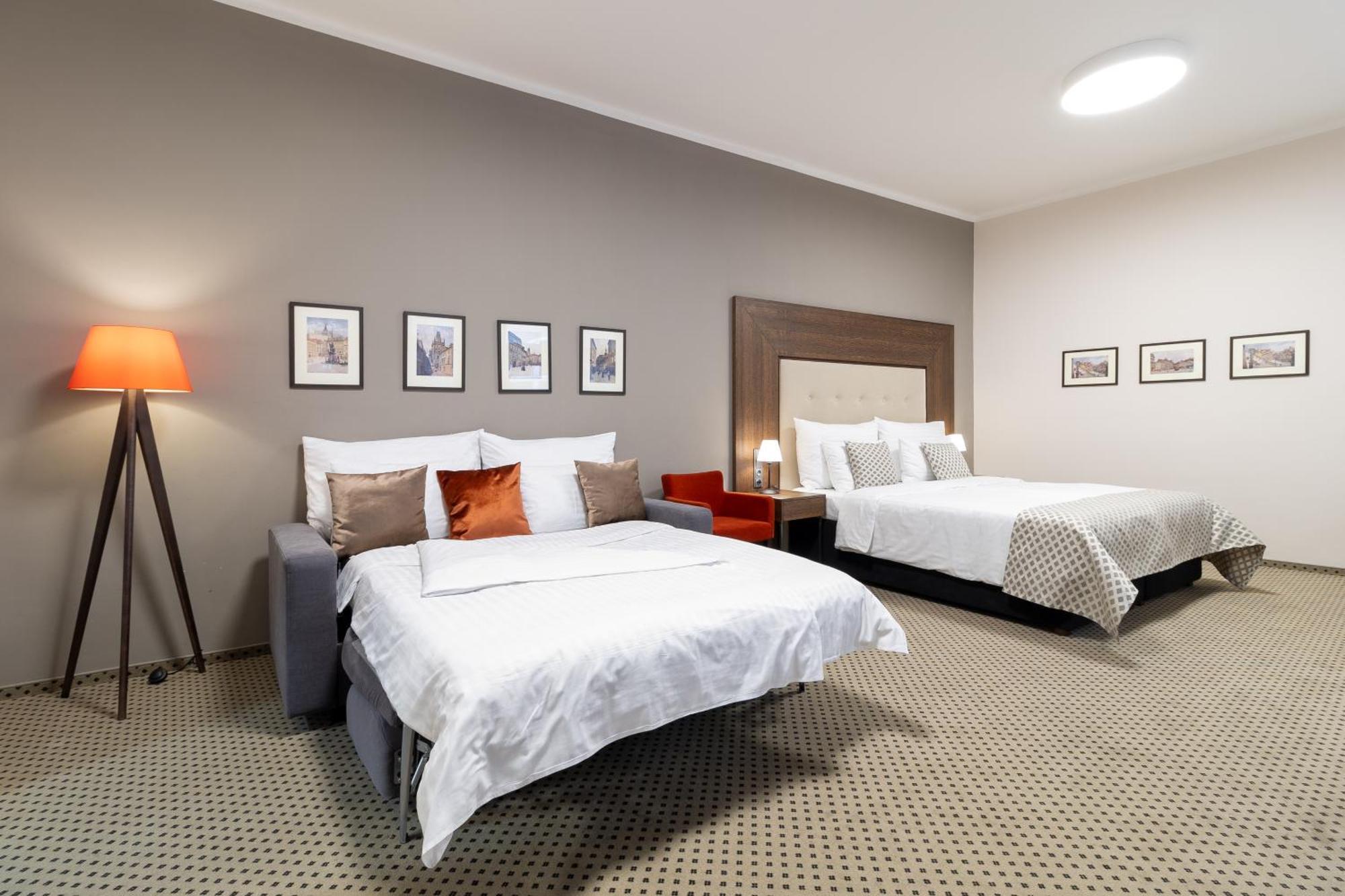 Ikona Hotel